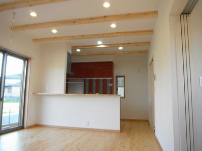 ���r���O